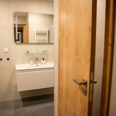 Velky 3+kk Klicperova, 2 Loznice Apartamento Hradec Králové