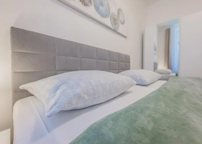 Velky 3+kk Klicperova, 2 Loznice Apartamento
